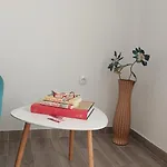 Aleksandar Apartment *