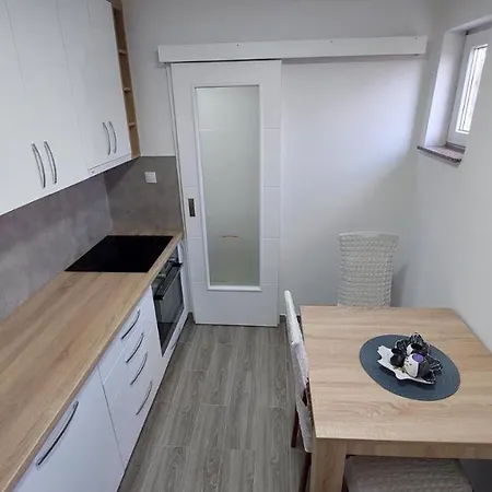 Aleksandar Apartmán *